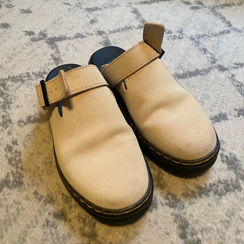 Doc Marten Carlson Mule